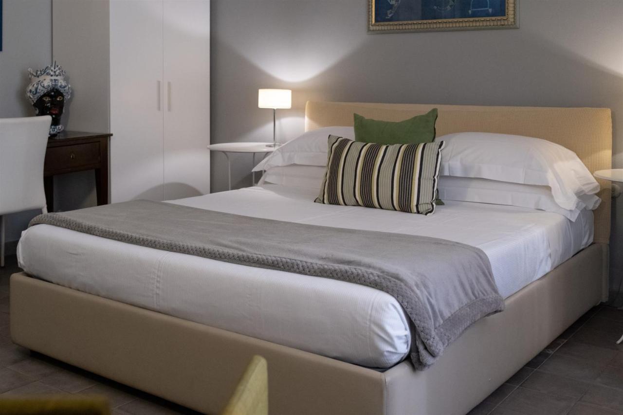 Palazzo Gilistro Bed & Breakfast Syracuse Exterior photo